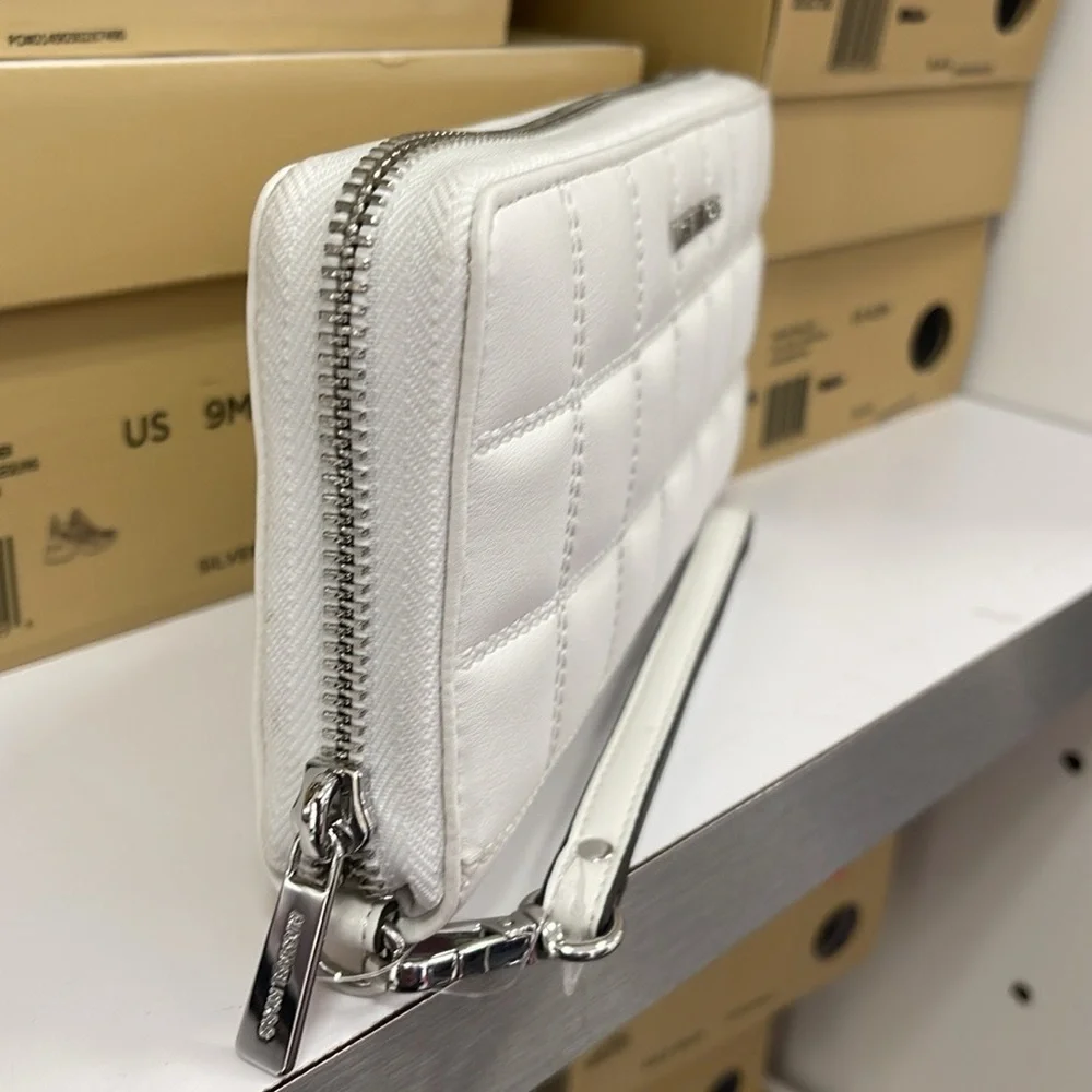MICHAEL KORS
Continental Wristlet Phone Case Wallet
Optic White
NWT - Picture 3 of 16